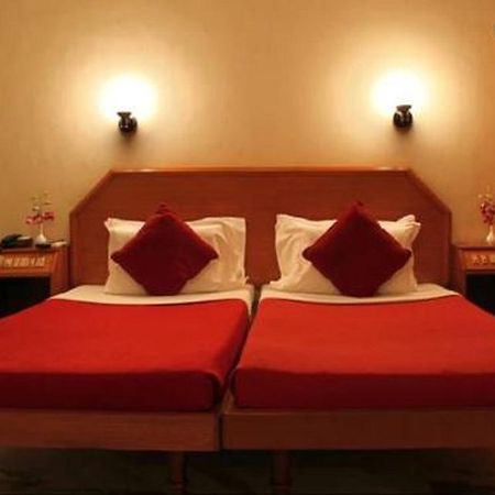 Hotel Ram International Pondicherry Exterior foto
